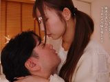 中出しが出来ない隣人既婚者に‘唾液マーキング不倫’で全身おぼれさせ 逢沢みゆ